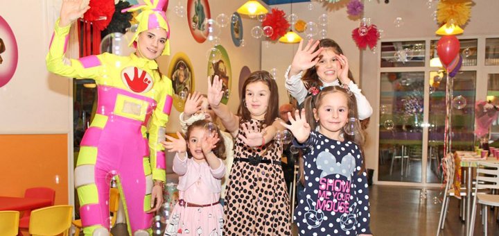 Discounts in the children&#39;s center veseliy vulik1