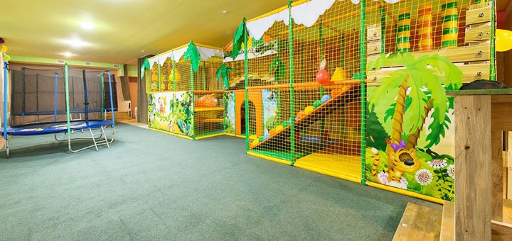 Discounts for holidays in the green villa complex near kiev14
