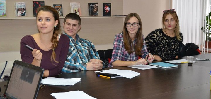 Classes for learning English at the school "Go English". Sign up for English courses at a discount. Promotions in Odessa English schools.