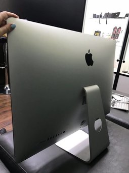 Ремонт мониторов apple в сервисном центре «ЭплПиратс» в Киеве. Обращайтесь к мастеру по акции.