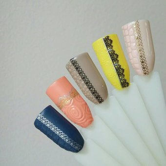 Nail design with gel polish in the beauty salon «Mon chéri» in Odessa. Do according to the action.