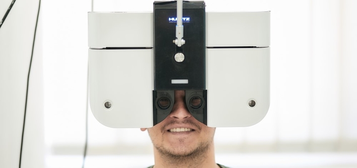 Комплексне обстеження офтальмолога в клініці зору на підвисоцького в києві. записуйтеся на прийом по знижці.