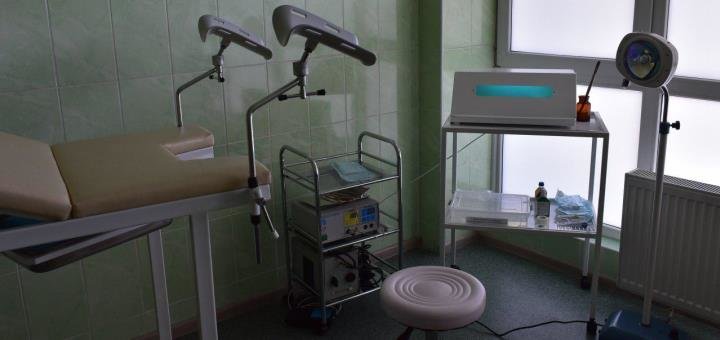 Комплексне обстеження у отоларинголога та видалення вушних пробок у центрі «VV Clinic»
