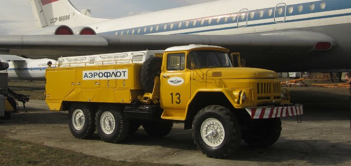 Експозиція в музеї авіації в києві. замовляйте екскурсії по акції.