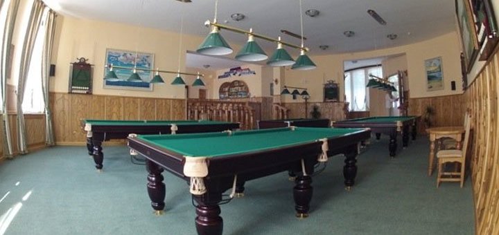 Billiards in the hotel of the hotel and restaurant complex "Tisa". Book a hotel with a discount. Hotels in Kyiv with a discount.