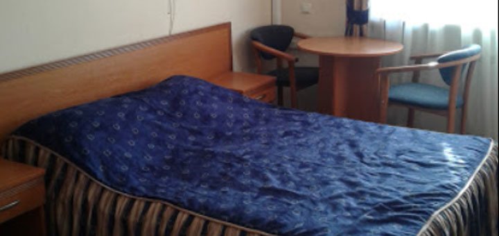 Номер в отеле «Жайвір» в Киеве. Забронировать номер со скидкой. Недорогие отели в Киеве.