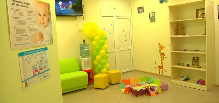 Окуліст в центрі «Dr. Baby» в Києві. Записуйтеся зі знижкою.