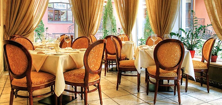 Готель "Podol Plaza". Забронювати номер у готелі «Поділ Плаза» зі знижкою. Готель у центрі Києва