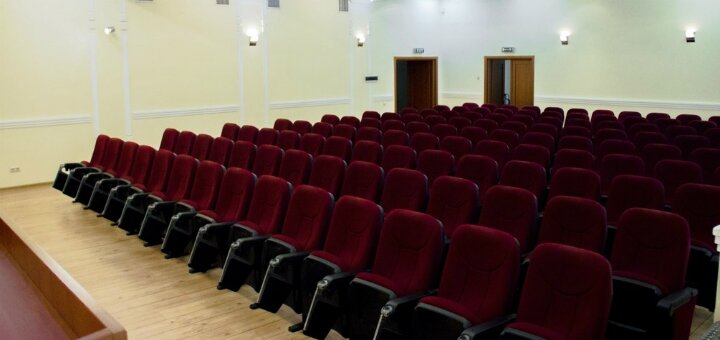 Promotions rent &quot;big hall with a stage for events&quot;