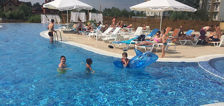"Biruza Beach Club" - Beach resort in Kiev. Swim in the pool at a discount.