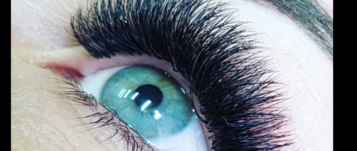 We are always glad to see you at de lashes