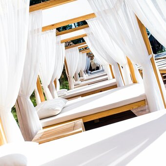 Ресторан Queen Country Club в Козине 13