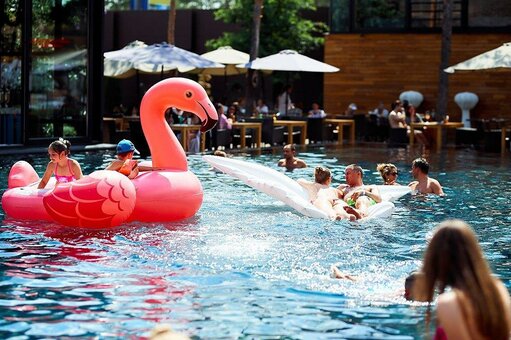 Ресторан Queen Country Club в Козине