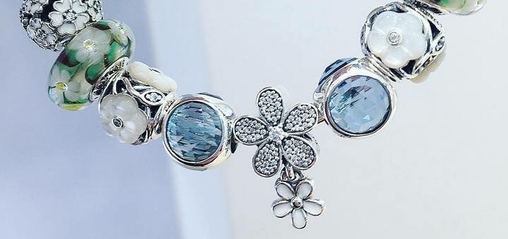 Серебряные браслеты Пандора в магазине «SILVERS». Купить со скидкой
