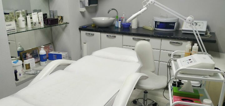 Студія косметології олени лисак у львові. робіть чистку обличчя зі знижкою.