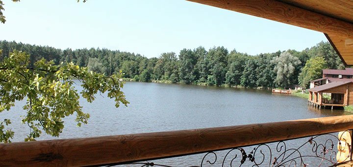 Недорого риболовля на «Чарівні Озеро Коростишів»
