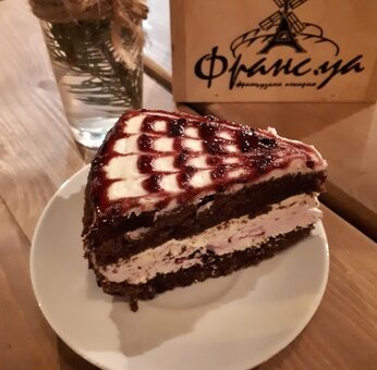 Десерти в кафе франс.уа в сумах. купуйте зі знижкою.