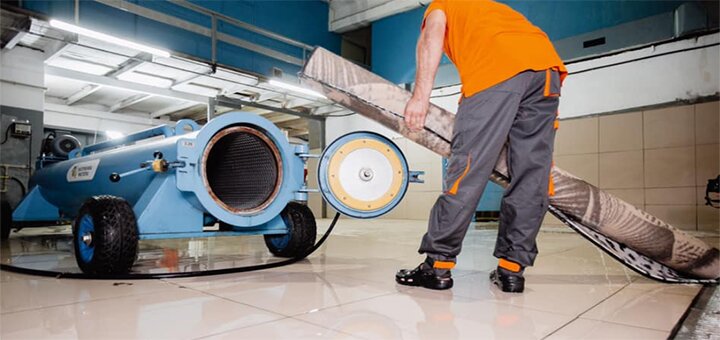 Promotions in the network of dry cleaners &quot;republic of cleanliness&quot;
