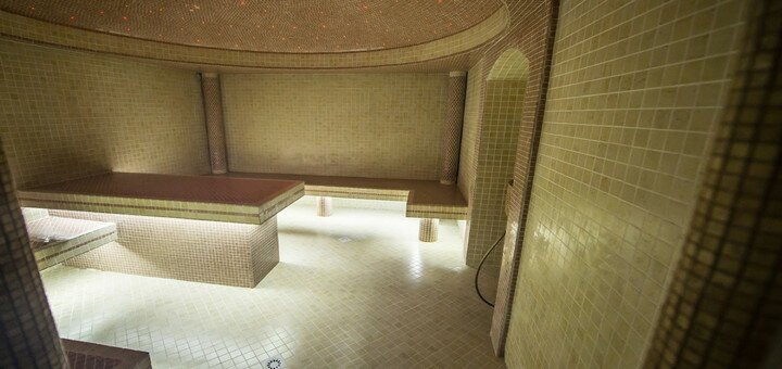 Promotions in the spa salon &quot;aqua spa&quot;
