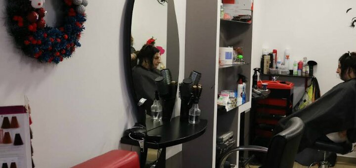 Low prices beauty salon &quot;fanola&quot;