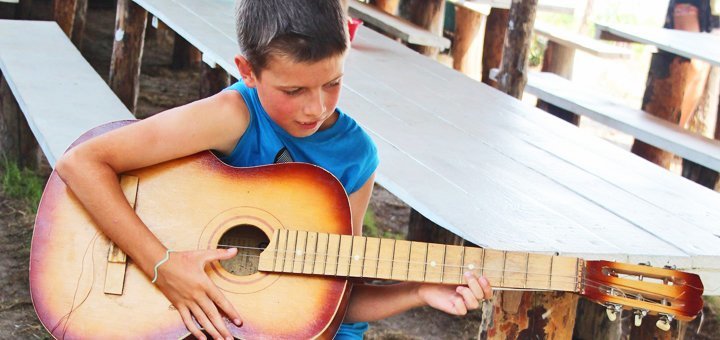 Campground for children Life in Lyutezh near Kiev. Book your vacation for a special offer.