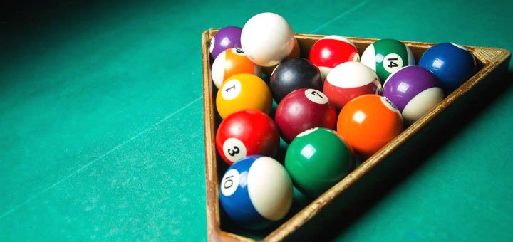 Billiards in the entertainment center Atmosphere in Kharkov. Buy tickets at a discount.