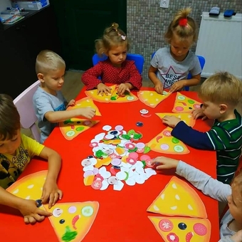 Posipaki children's center, lviv. education and entertainment for children.