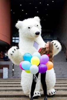 New year&#39;s greetings from polarno bear