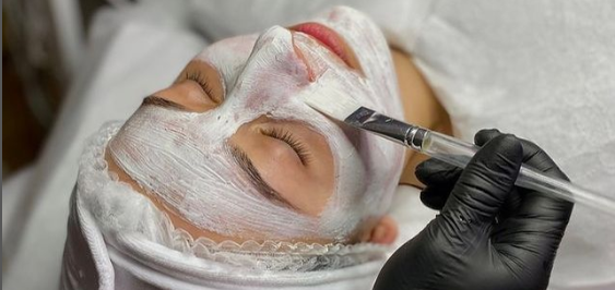 Beauty salon Change Room in Brovary. Sign up for promotion 4