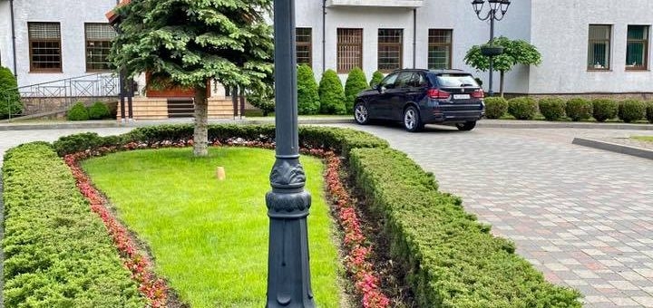 Готель Золото Карпат у Стрию, забронювати номер