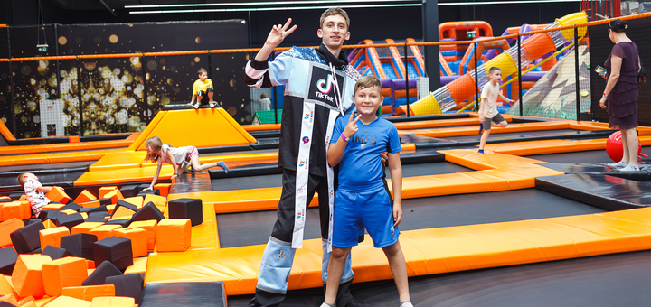 Children's entertainment park Fly Kids on Zdolbunovskaya. Visit for promotion 28