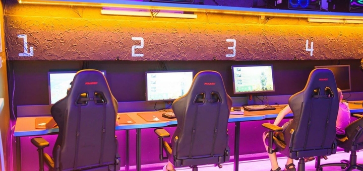 Кібер-клуб Arena Game у Черкасах 4