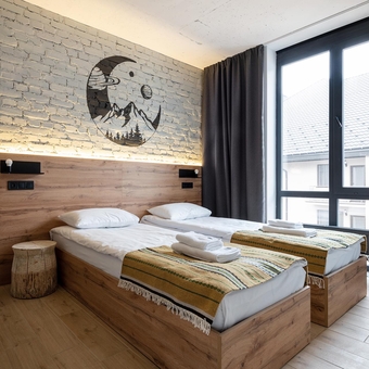 Готель Baza Hotel 8