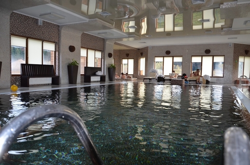 Отель TAOR Karpaty Resort & Spa в Сходнице. Посещайте по акции 54