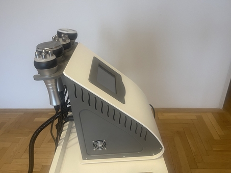 Жіночий масажний кабінет силует. Відвідуйте по акції 16