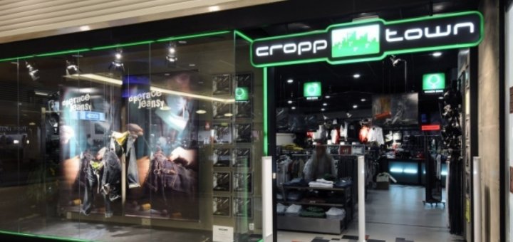 Акція в магазинах «Cropp Town»