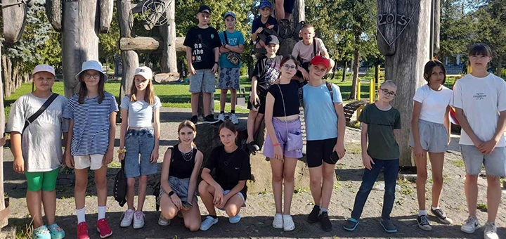 Mountain Drive Children's Camp. Visit with a special offer of 6