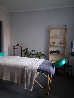 Massage space in Pozniaky. Visit with a 5% discount.