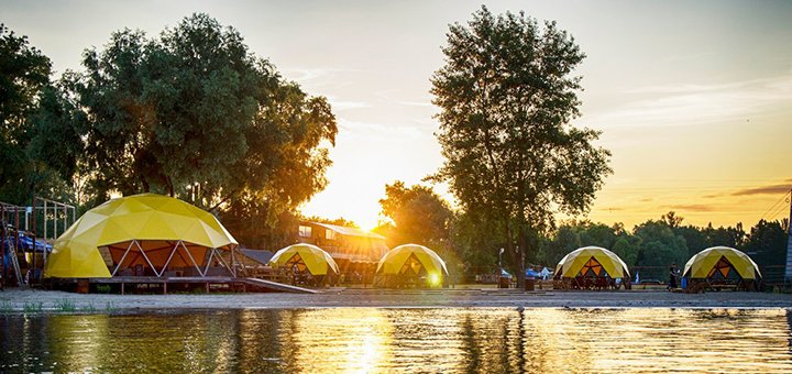 «Sfera Beach Club» - пляжний клуб в Києві