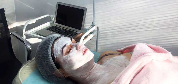 Facial and décolleté care in the beauty salon of Lyudmila Gorshkova in Vinnitsa. Sign up for procedures at a discount.