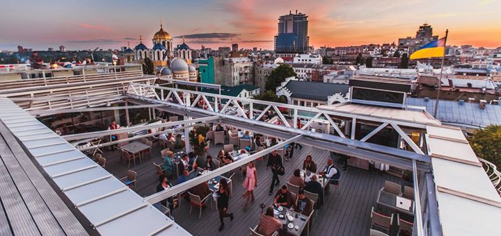Ресторан з видом на київ «martini terrace restaurant»