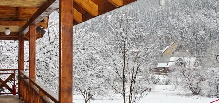 Environs of the hotel and restaurant complex "Crimea" in Yaremche. Book your vacation with a promotion.