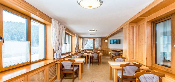 Ресторан гостиницы ATAVA