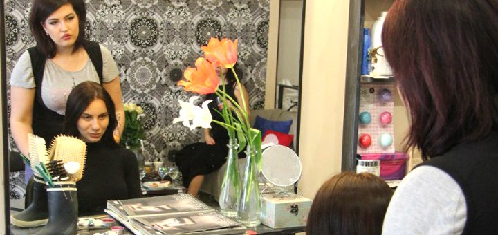 Hairdressing services in the GEE beauty salon in Odessa. Sign up to a hairdresser for a discount.