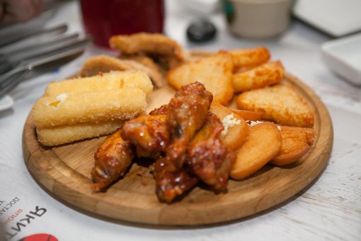 Japanese cuisine restaurant &quot;yakitoria&quot;. discounts on all menus