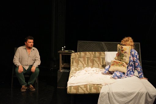 A performance at the kiev academic young theater. buy theater tickets at a discount.