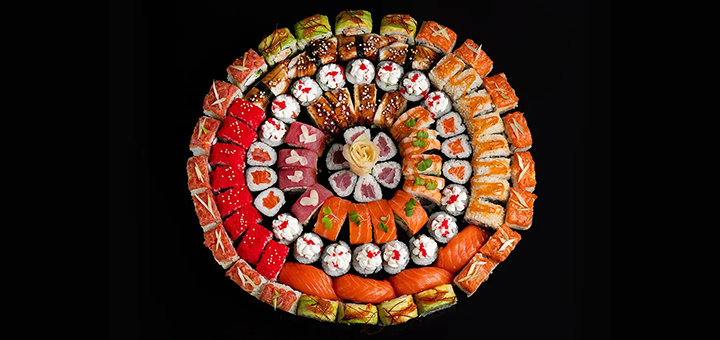 Special offer on sushi set