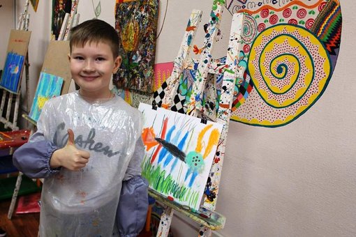 Painting lessons for children at the creative studio "Bezmezhnist" in Kiev. Sign up for a promotion