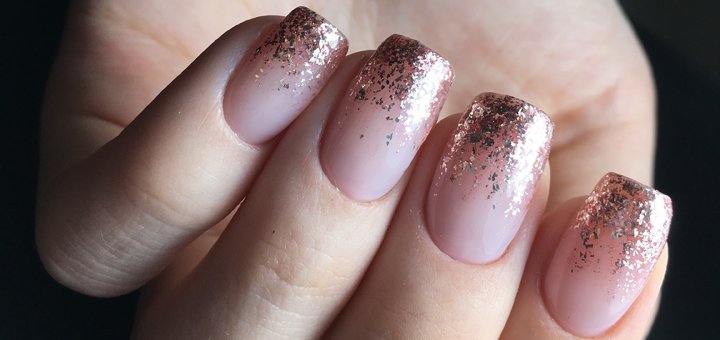 Coating nails with shellac in the Beauty Pro salon in Kharkov. Order with a discount