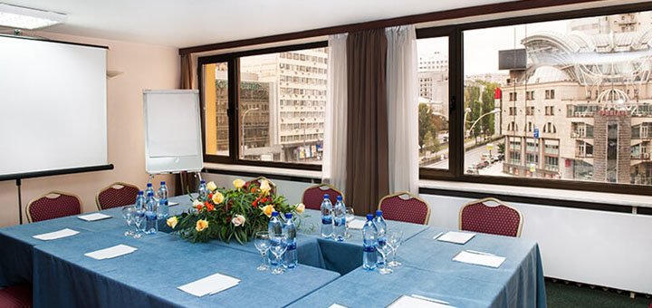 Discounts for holidays at premier hotel lybid32